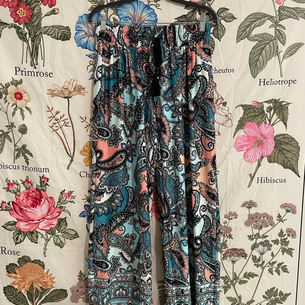 New Directions Multicolor Paisley Wide Leg Pants